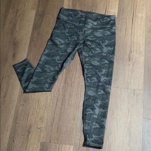 Fabletics Camo Legging